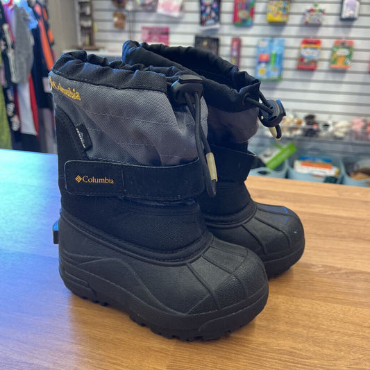 Columbia Black Snow Boots - 8