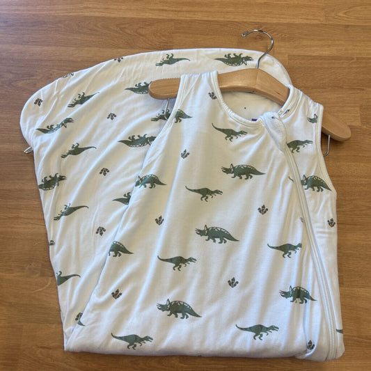 Kyte Baby Bamboo Sleep Sack (wash wear) 1.0 Tog - White Dino 6/18m