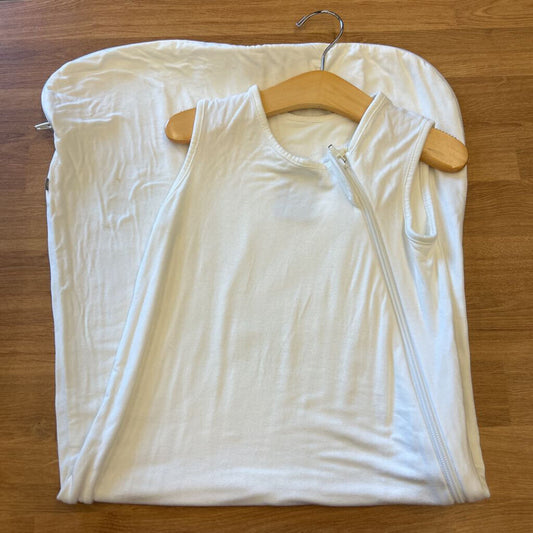 Kyte Baby Bamboo Sleep Sack (wash wear) 0.5 Tog - White 6/18m