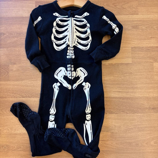 Old Navy Skeleton Zip Sleeper - 18/24m