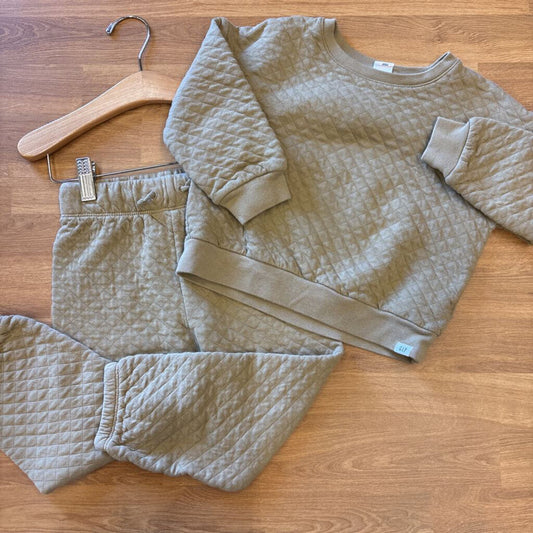 Baby Gap Quilted Two Pc Set - 3T