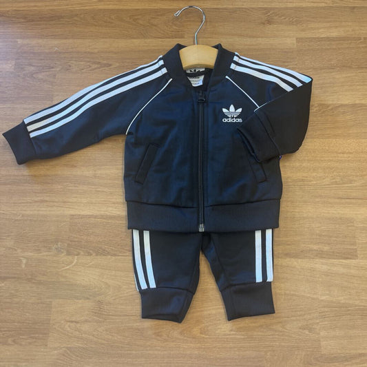 Adidas Tracksuit -3m
