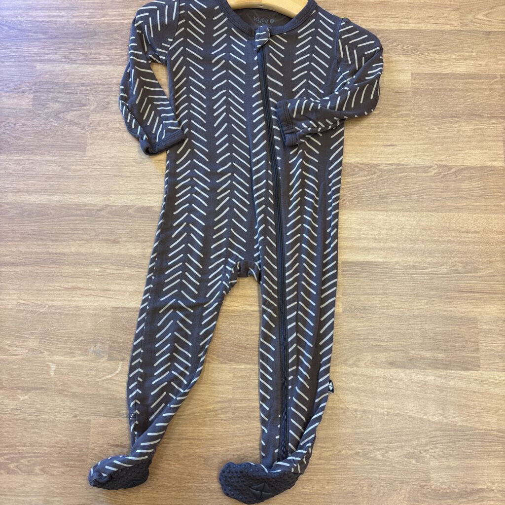 Kyte Baby Bamboo Zip Sleeper (wash wear) - 6/12m