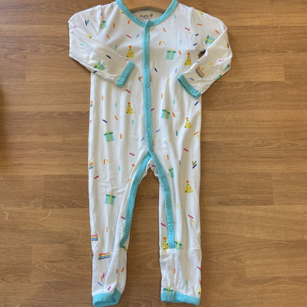 Kyte Baby Bamboo Party Snap Sleeper - 6/12m