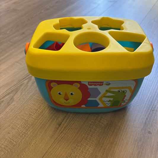 Fisher Price Shape Sorting Bin