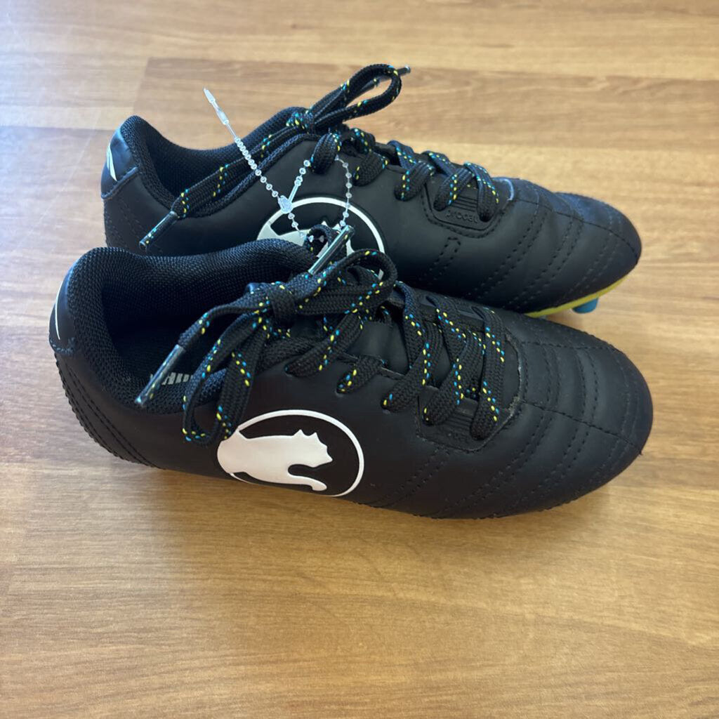 Puma Soccer Cleats - 11
