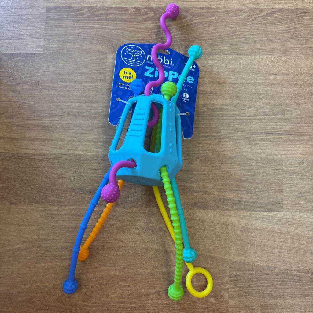 NEW Mobi Zippee Toy