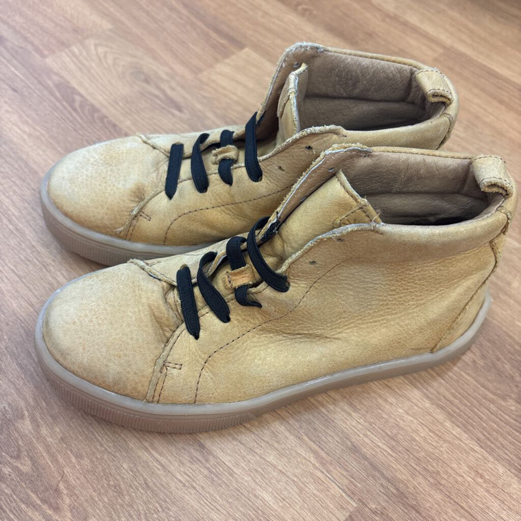 Freshly Picked Brown Sneakers - 13