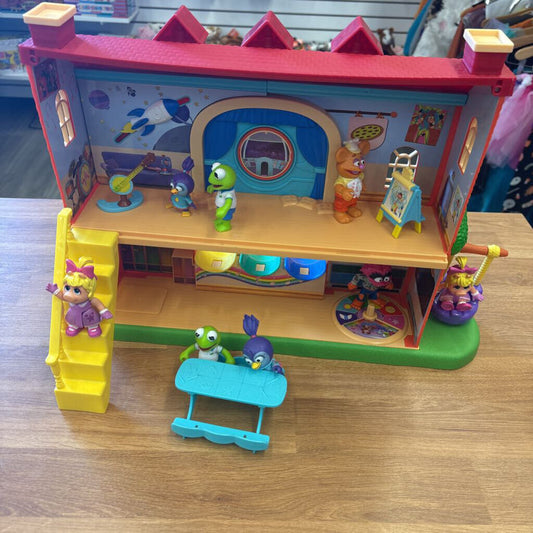 Muppet Babies Play Set School House