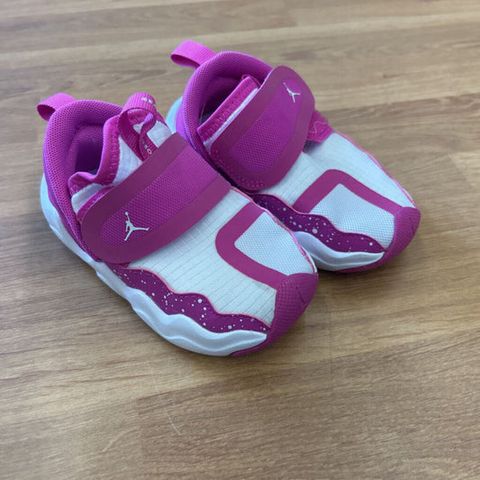 Jordan White/Pink Sneakers - 6