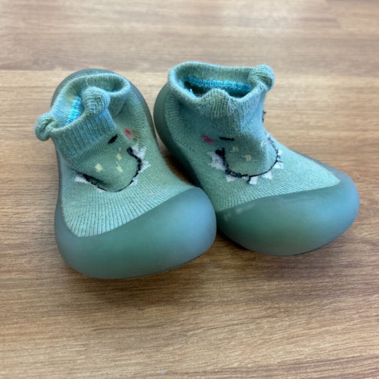 Knit Early Walker Shoes ~ 2/3 Green