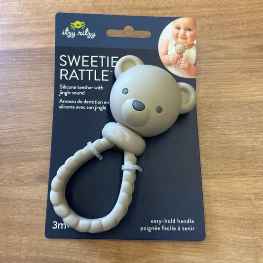 Itzy Ritzy Bear Sweetie Rattle