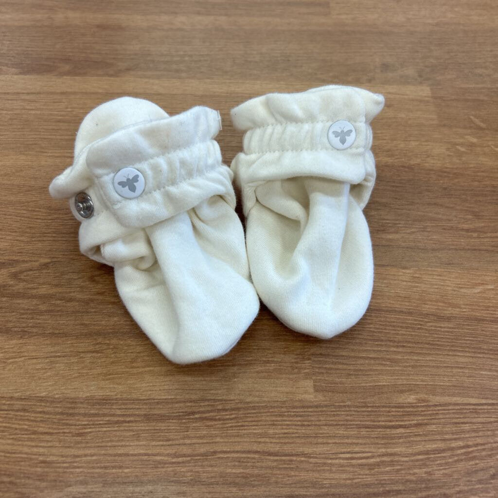 Burt's Bees Booties - Cream 0/3m