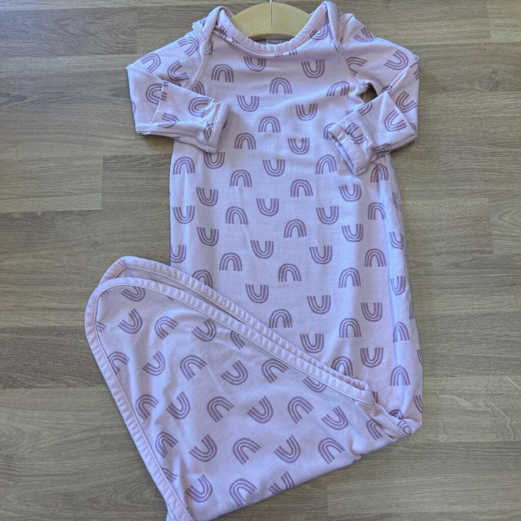 Hanna Andersson Rainbow Knot Sleeping Gown - 0/3m