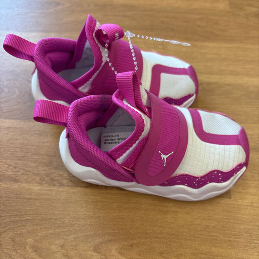 Jordan White/Pink Sneakers - 5