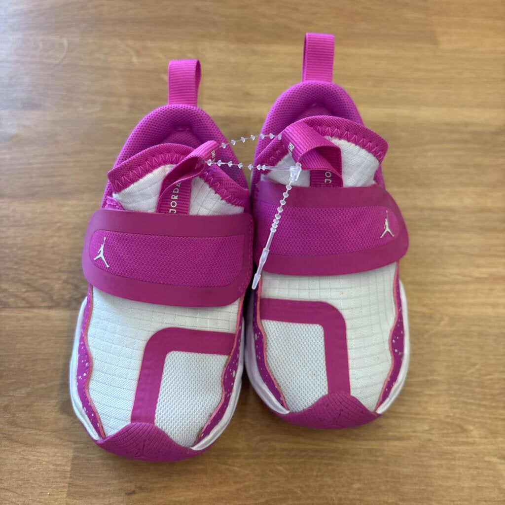 Jordan White/Pink Sneakers - 5