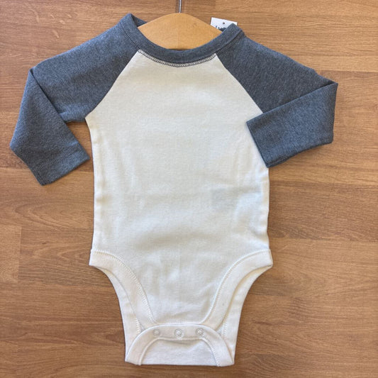 NWT Old Navy LS Onesie - 0/3m