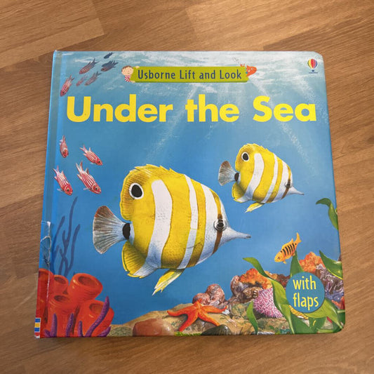 Usborne Under the Sea (damage on spine)