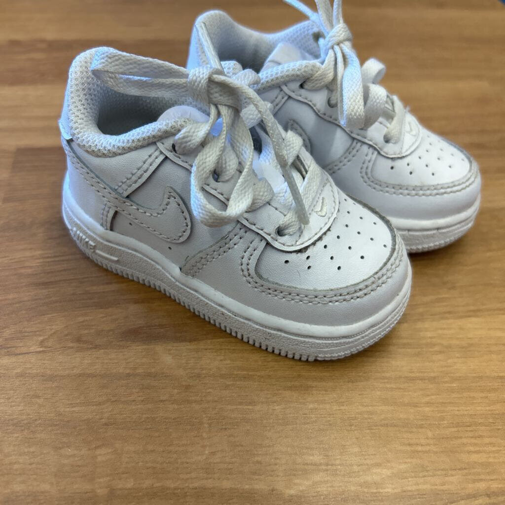 Nike White Air Force Sneakers - 4