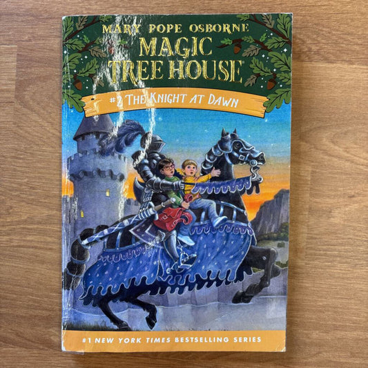 Magic Tree House - Knight at Dawn (bent)