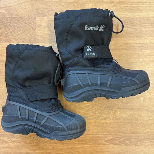 Kamik Black Snow Boots - 9