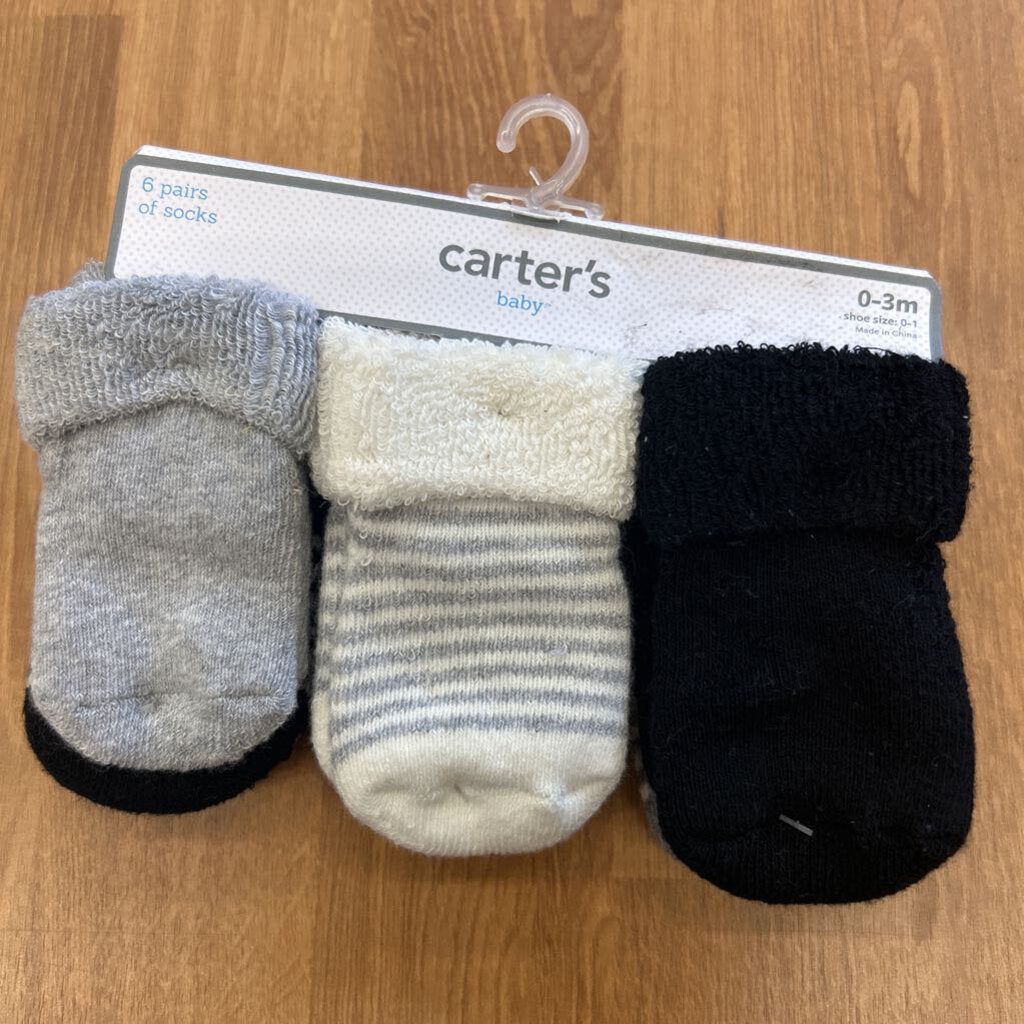 NEW Carter's 6 Pack Socks - 0/3m