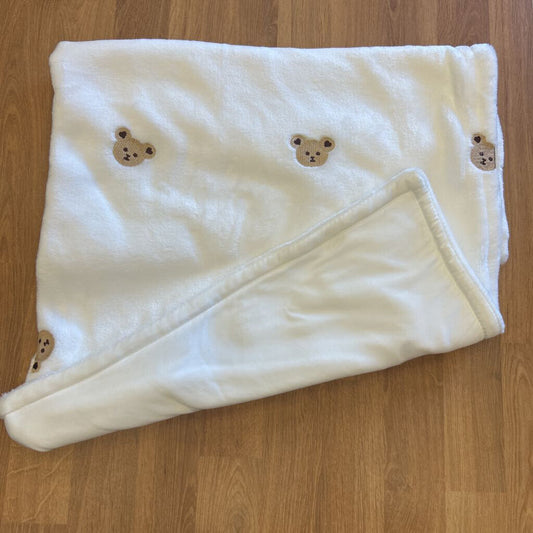 NEW Soft Bear Blanket