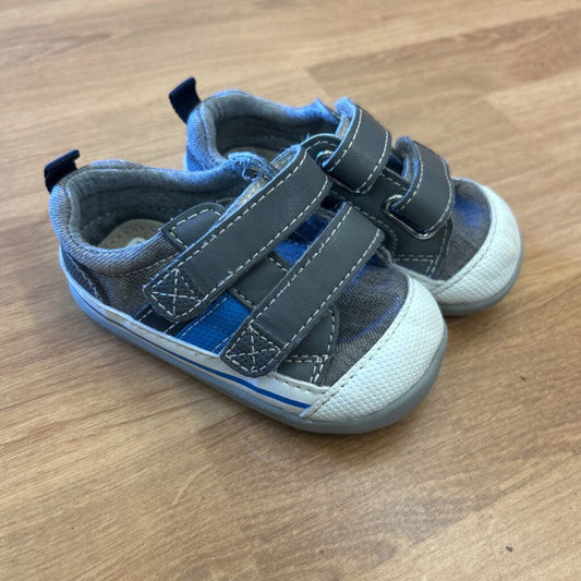 See Kai Run Grey Sneakers - 5