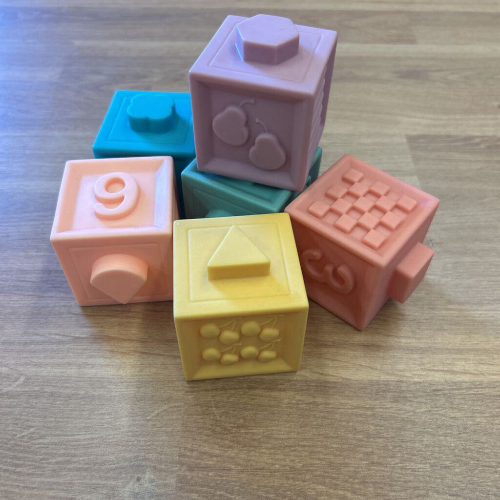 Set of 6 Silicone Blocks