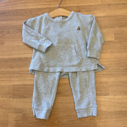 Baby Gap Thermal Two Pc Set - 12/18m