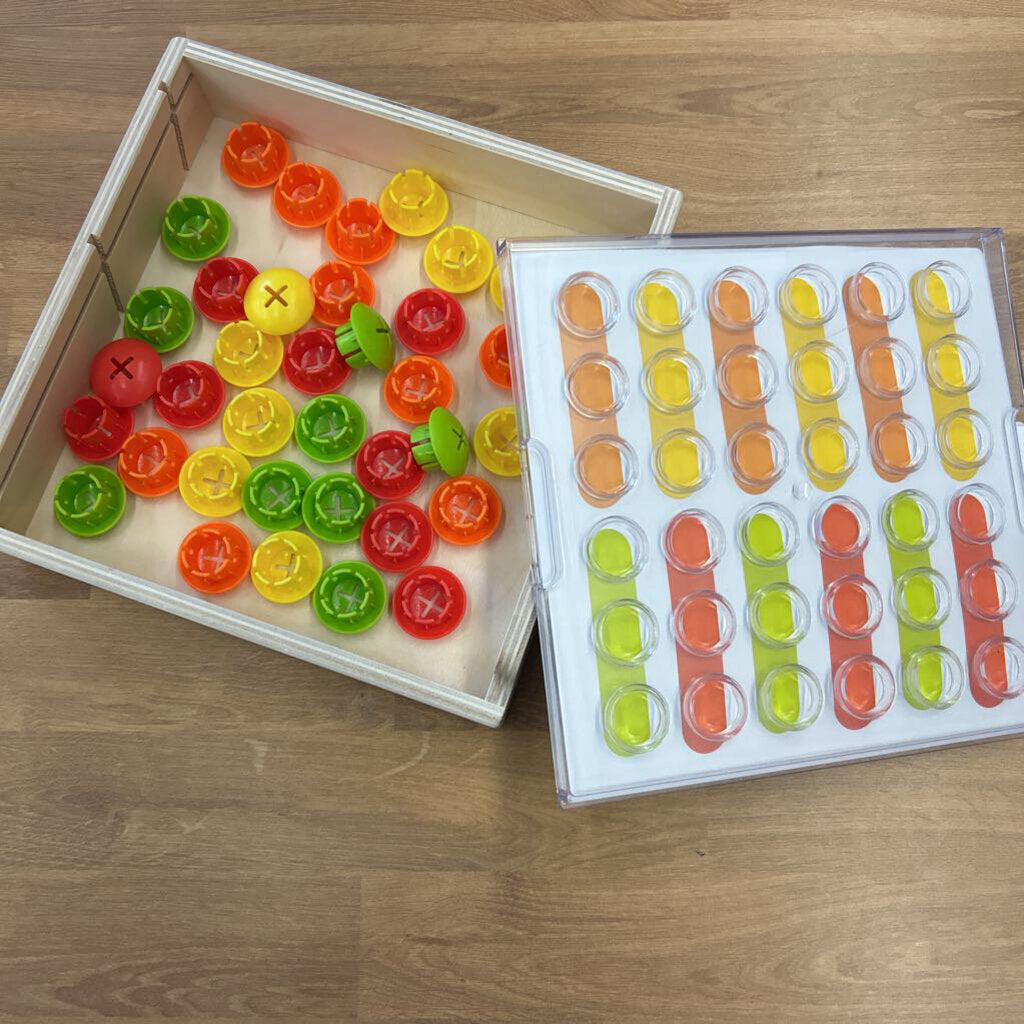 Lovevery Mosaic Button Board