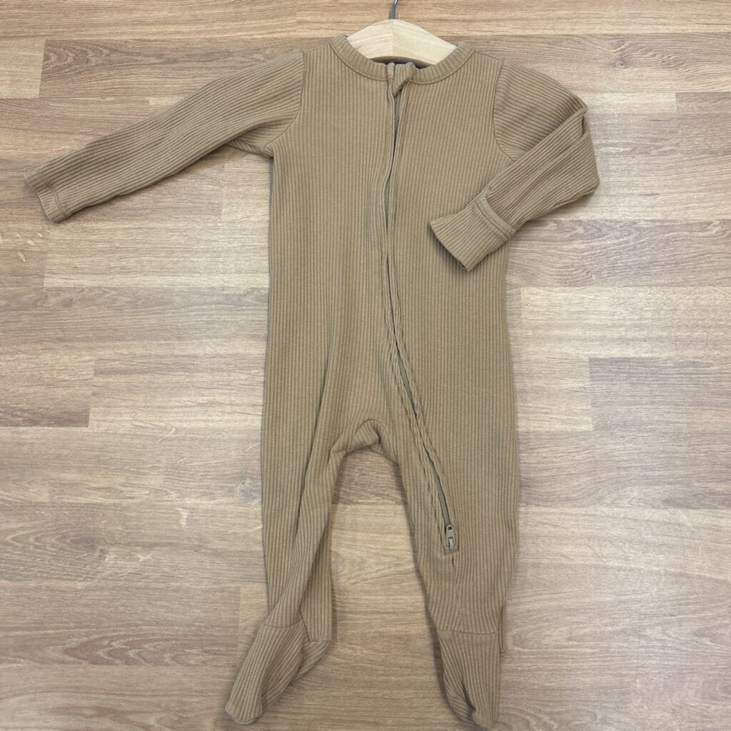 Old Navy Ribbed Zip Sleeper - 6/9m