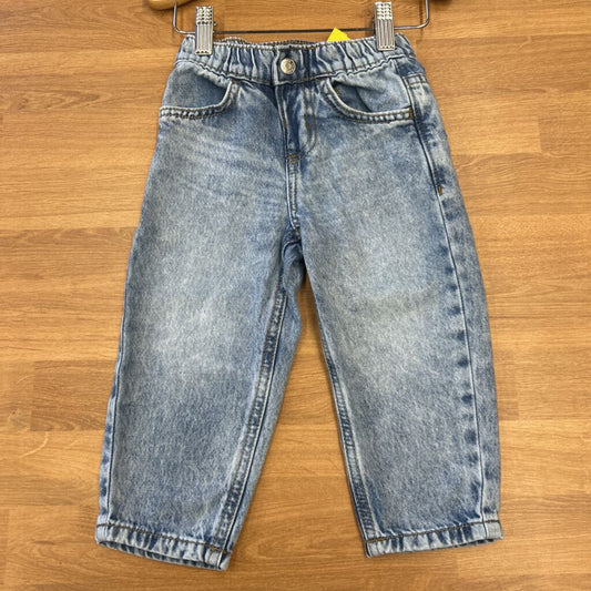 Cat & Jack Relaxed Jeans - 18m