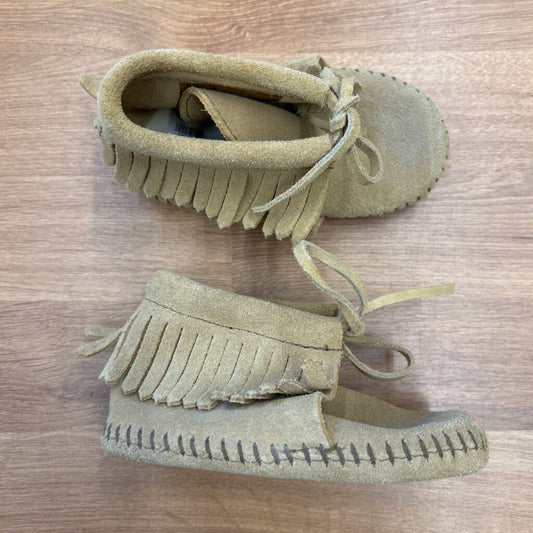 Minnetonka Fringe Bootie - 5