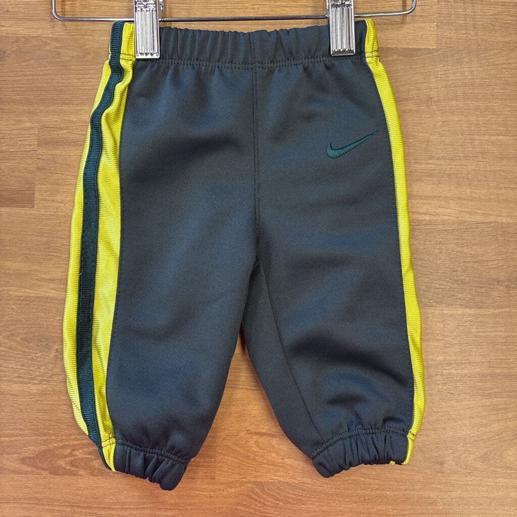 Nike Active Pants - 3/6m