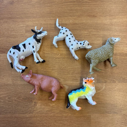 Set of 5 Farm Figures