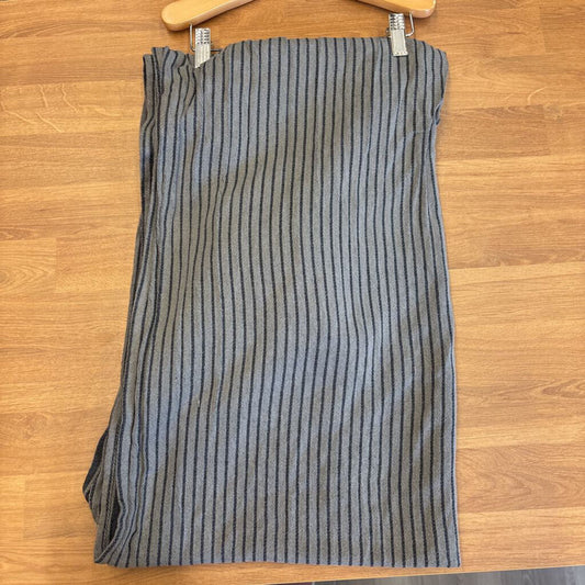 Moby Linen Ring Sling - Grey Stripe