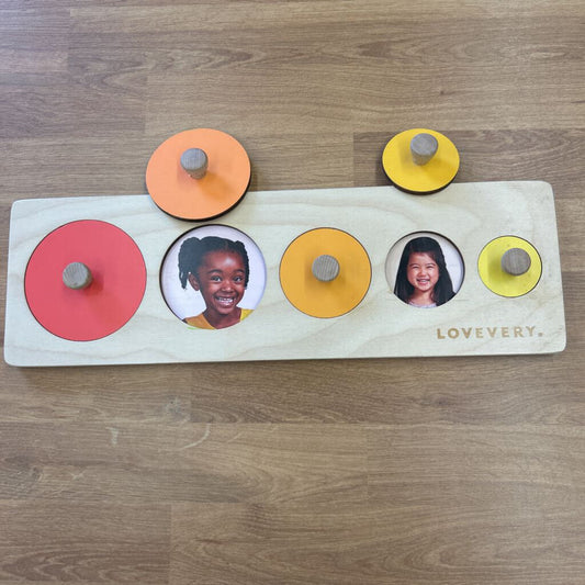 Lovevery Circle of Friends Wood Puzzle