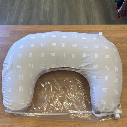 Boppy Nursing Pillow - Cream Dash