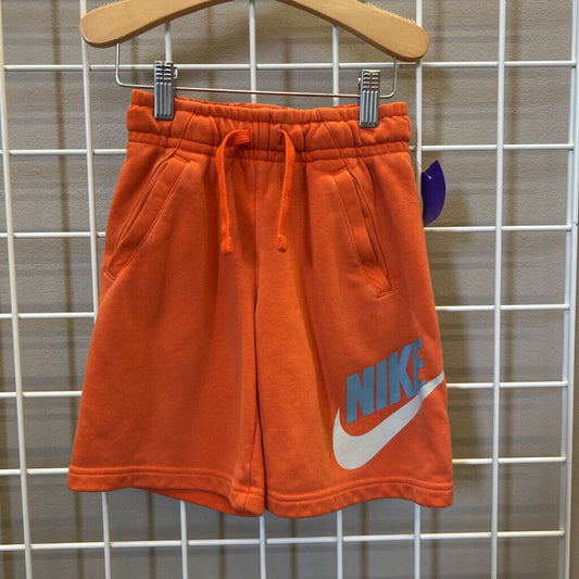Nike Soft Shorts 6/7 (small mark on back)