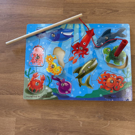 Melissa & Doug Wooden Magnetic Puzzle Game - Fishing