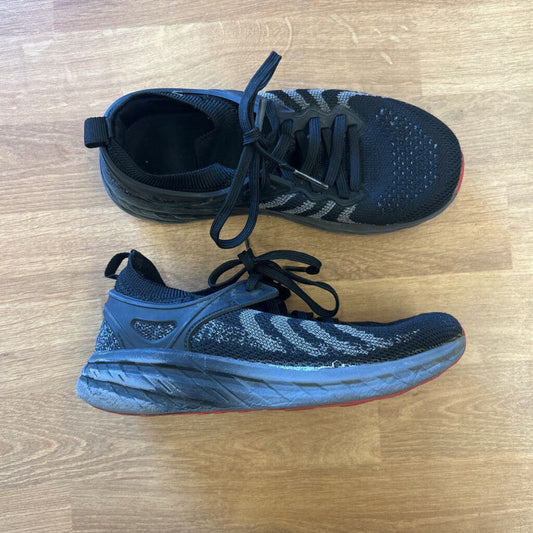 Black Sneakers - 1