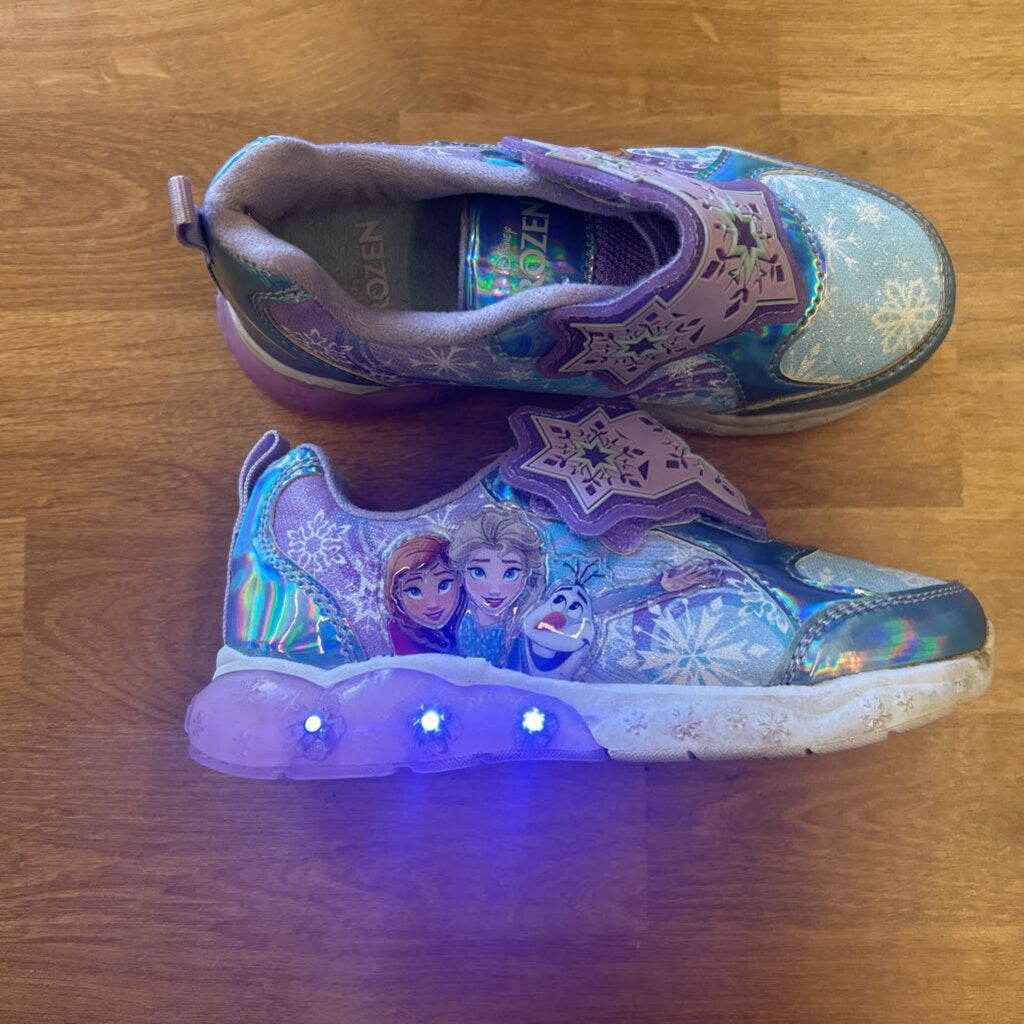 Frozen Light Up Sneakers - 11