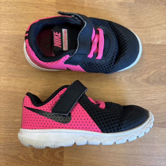 Nike Black/Pink Velcro Sneakers - 7