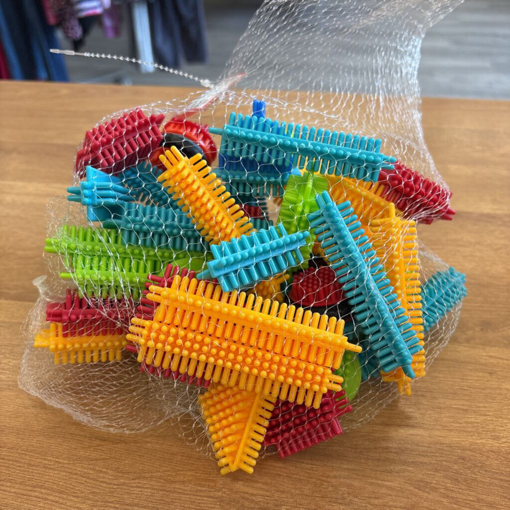 Bristle Blocks Set