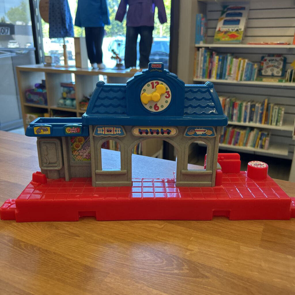 Vintage Fisher Price Little People Train Station