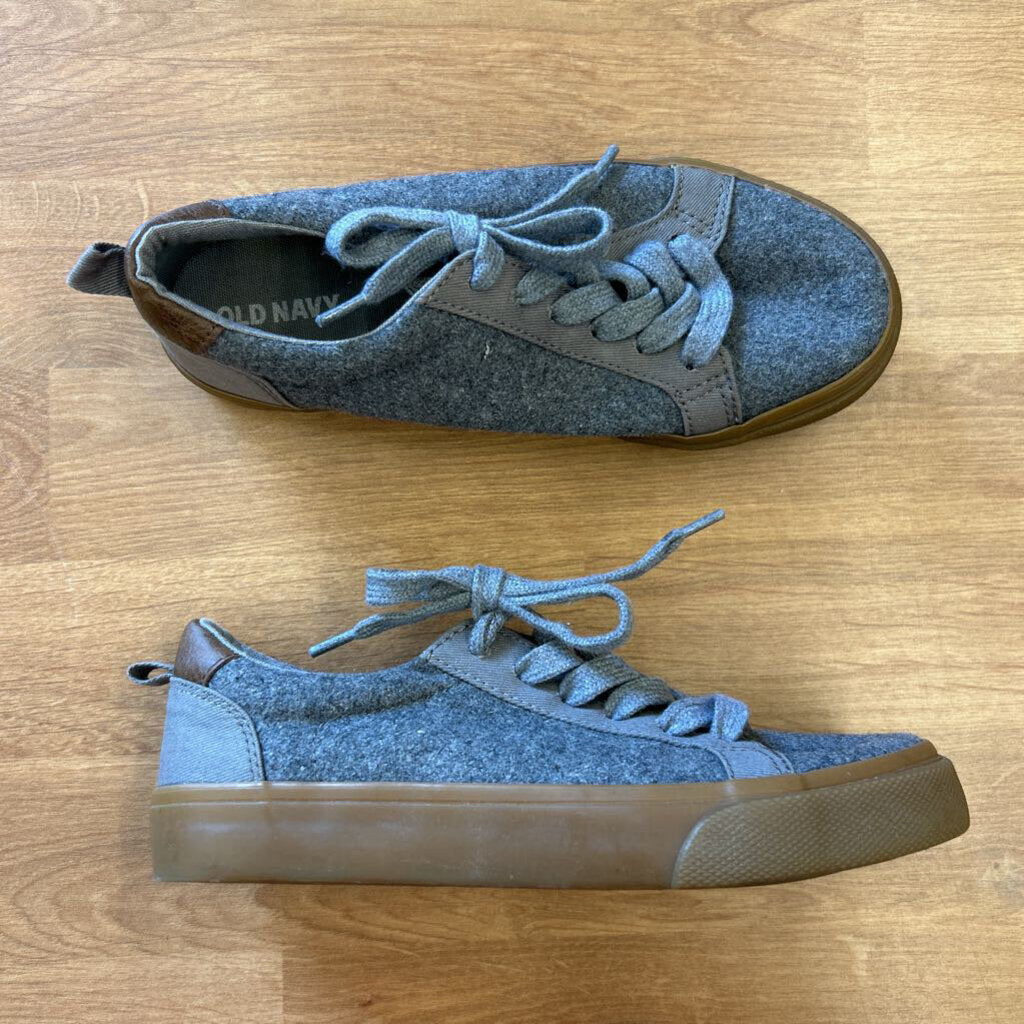 Old Navy Grey Felt Sneakers - 1