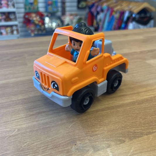 Fisher Price Little People Tow Truck w/ Figure
