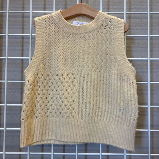 Zara Soft Knit Sleeveless Sweater - 9/10