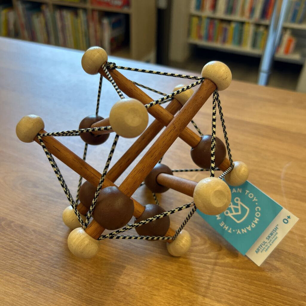NEW Manhattan Toys Artful Skwish